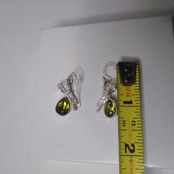 Vintage Green NRT Dangle Earrings - Picture 14 of 15